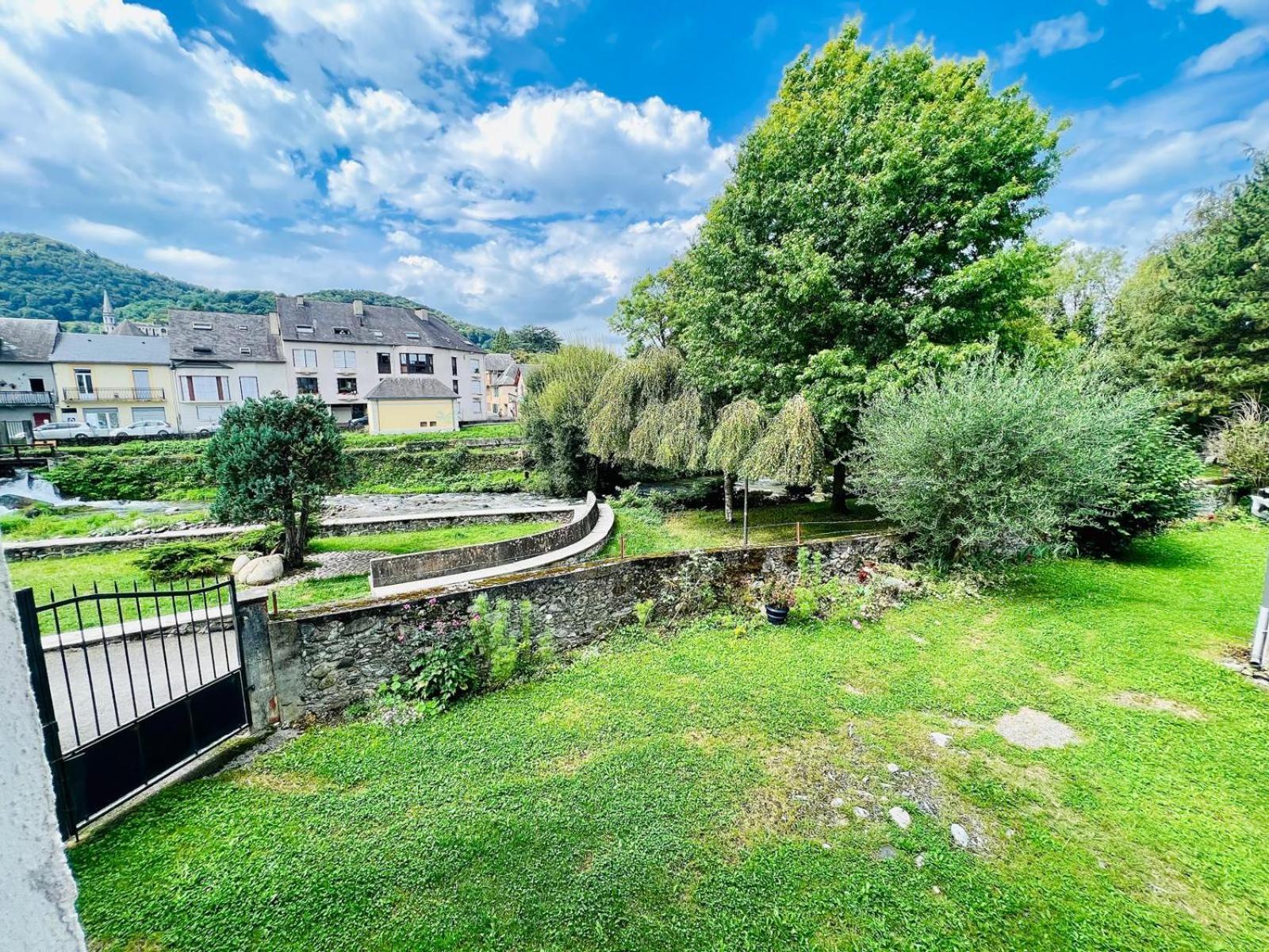Ferienwohnung Le Reflet Des Pyrenees Bagnères-de-Bigorre Exterior foto